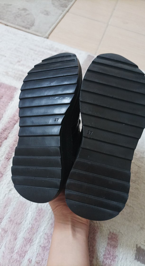 Siyah simli çocuk yada kadın Spor ayakkabı - Görsel 5