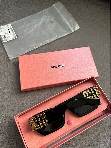 Miu Miu