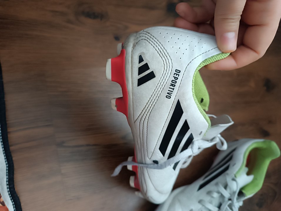 Beyaz Erkek Futbol Ayakkabısı Bağcıklı - Görsel 2