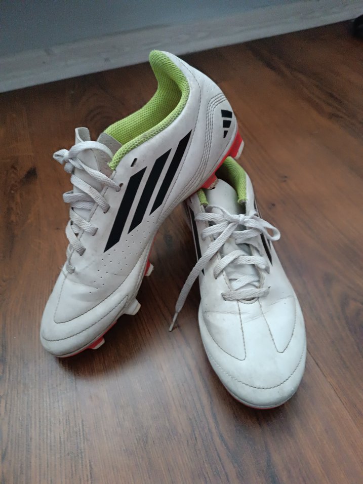 Beyaz Erkek Futbol Ayakkabısı Bağcıklı - Görsel 4