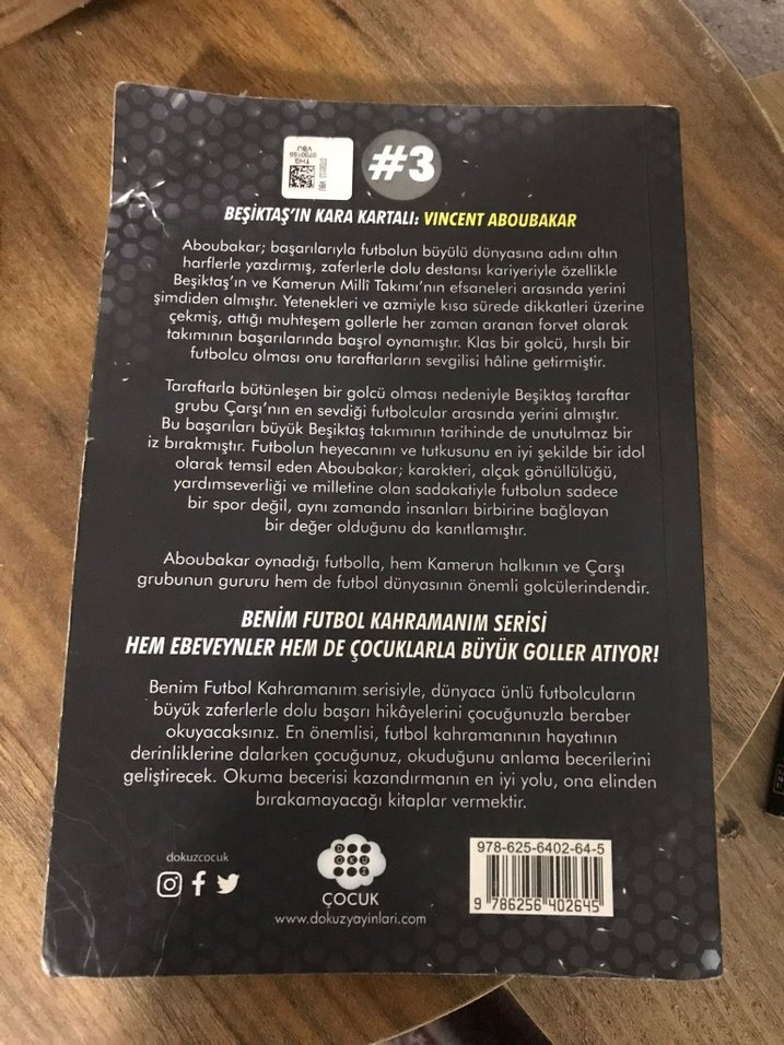 Aboubakar - Benim Futbol Kahramanım Kitabı - Görsel 2