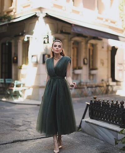 Diğer Tuğçe Özkurt design yeşil helen model Midi boy abiye