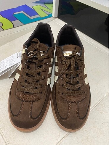 Adidas spezial ayakkabı