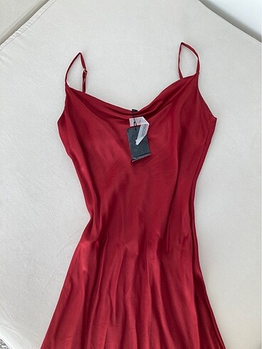 Diğer Kırmızı saten elbise