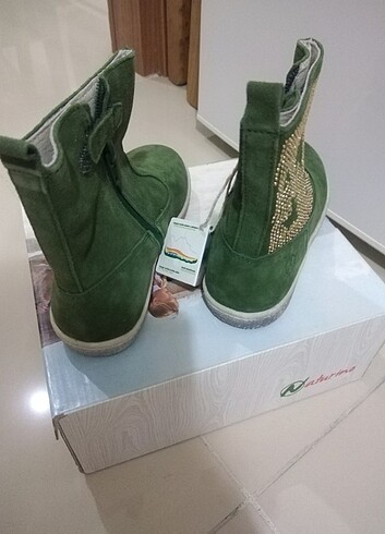 29 Beden Kız çocuk bot
