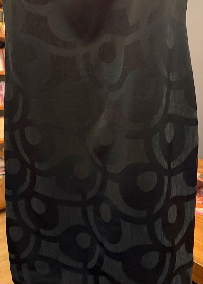 Ofis şıklığında elbise. NETON - Görsel 2