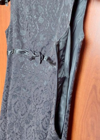 Siyah Dantel gorunumlu Vintage Midi Elbise - Görsel 3