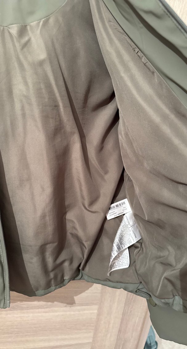 Zara Kapüşonlu Kadın Mont - Görsel 4