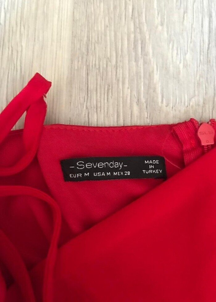 Kırmızı mini elbise  - Görsel 3