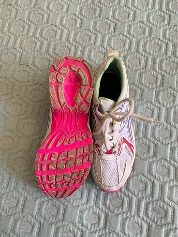 39 Beden çeşitli Renk New Balance