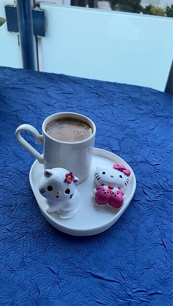Hello kitty fincan takımı