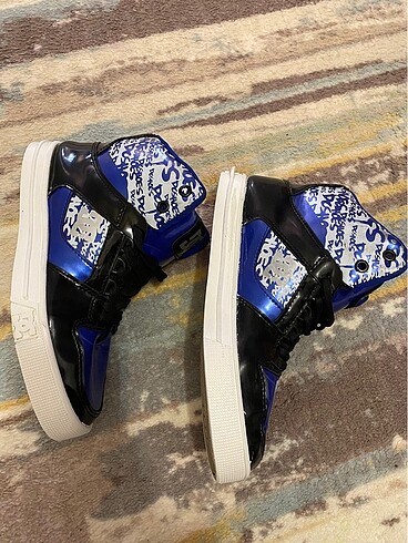 Supra DC Marka Supra Tarzı Ayakkabı