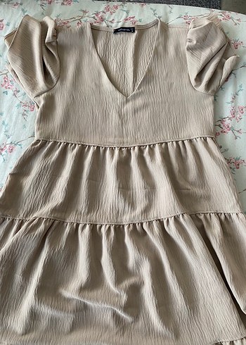 Bej V Yakalı Elbise - Görsel 2