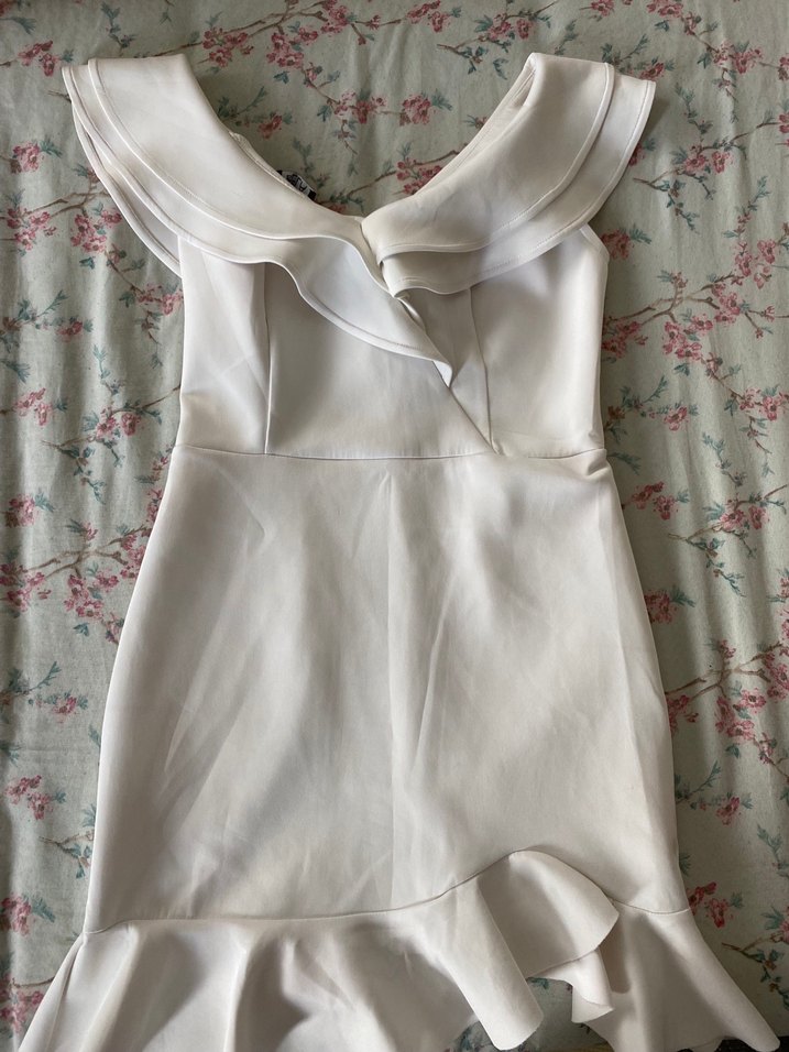 V Yaka Beyaz Mini elbise - Görsel 2