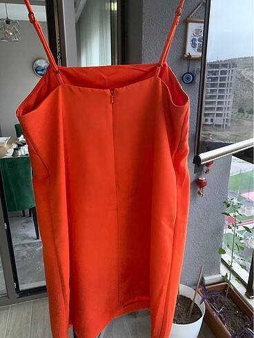 H&M H&M turuncu askılı elbise