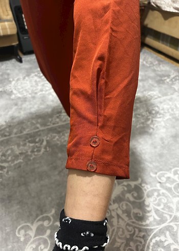 Kadın Parlak Kahverengi Saten Kumaş Pantolon - Görsel 2