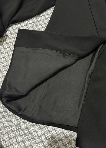 Bershka Siyah Kadın Blazer - Düğmeli, Normal Boy - Görsel 4