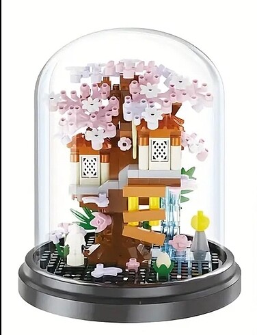 Lego ilk bahar fanusta ağaç ev