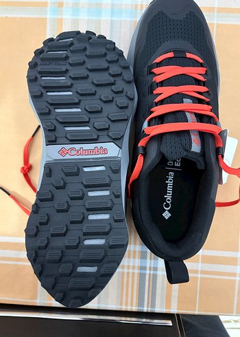 Columbia Kırmızı Siyah Outdoor Ayakkabı - Görsel 2