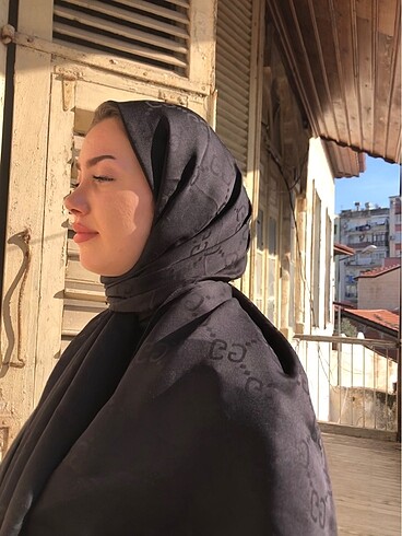 Gucci Gucci Siyah Şal