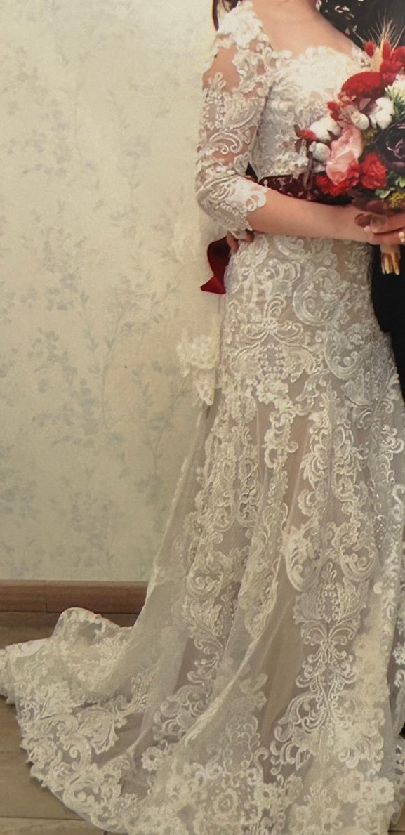 Bej Dantel İşlemeli Uzun Denizkızı Gelinlik - Görsel 3