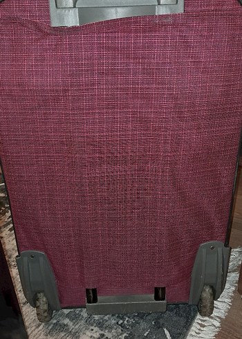 pembe büyük boy valiz - Görsel 4