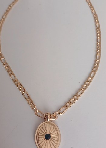  Beden altın Renk GOLD RENGİ FİGORE ZİNCİR SİYAH TAŞLI ÇELİK KOLYE
