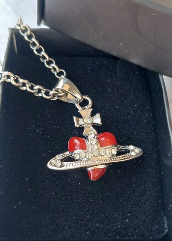 İTHAL VİVİENNE WESTWOOD KIRMIZI KALPLİ ÇELİK KOLYE - Görsel 2