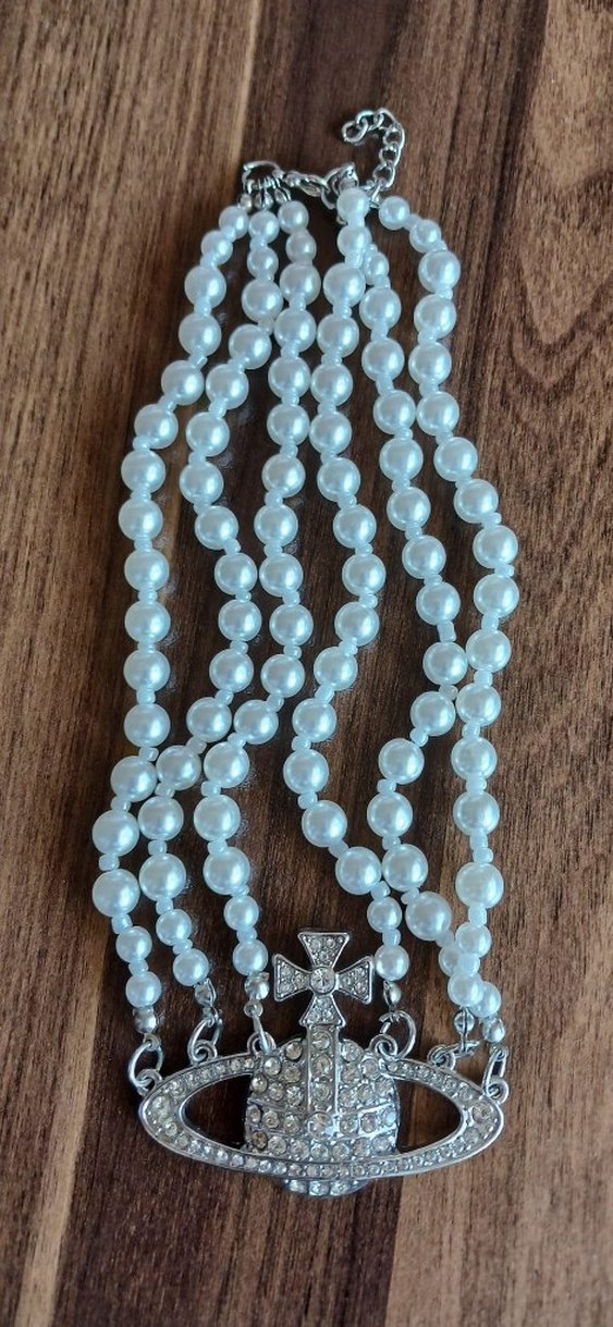 İTHAL VİVİENNE WESTWOOD 3 LÜ İNCİLİ KOLYE - Görsel 3