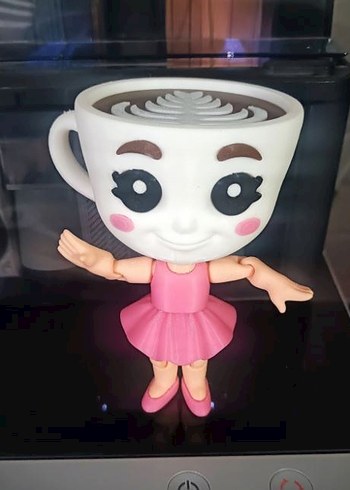 Diğer Ballerina Capuchina Karakteri