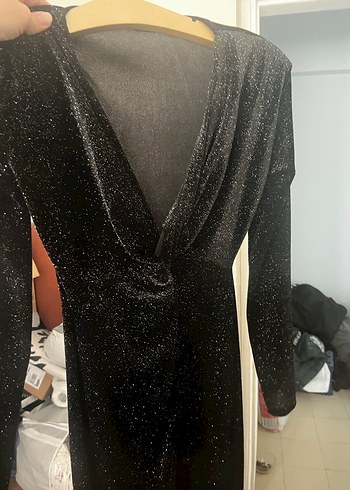 Siyah Drapeli V Yakalı Midi Elbise - Görsel 2