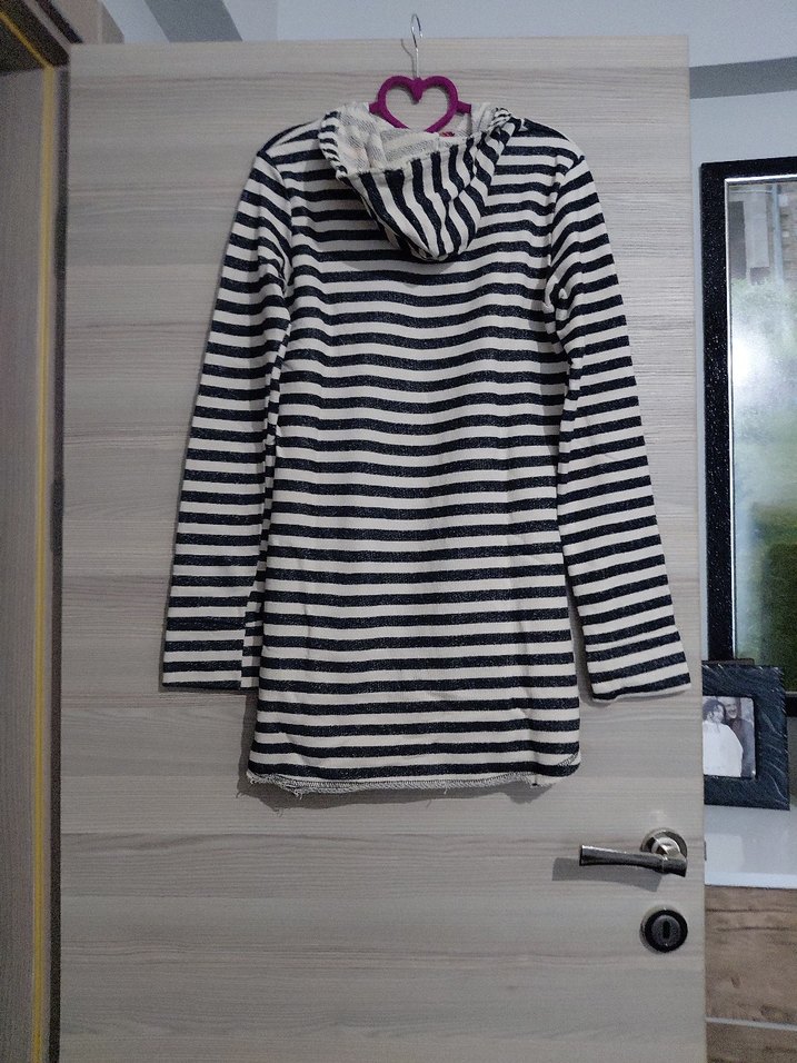 Gri Zebra Desenli Kapüşonlu Kadın Sweatshirt - Görsel 3