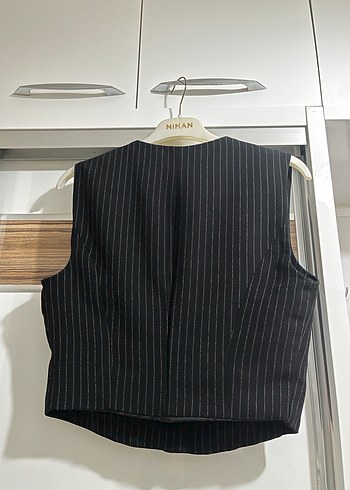 Koton Düğmeli Çizgili Siyah Kadın Yelek