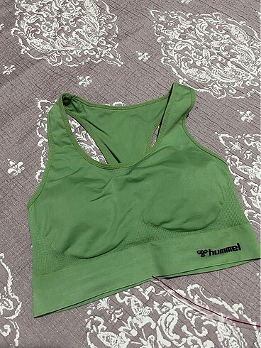 Hummel büstiyer