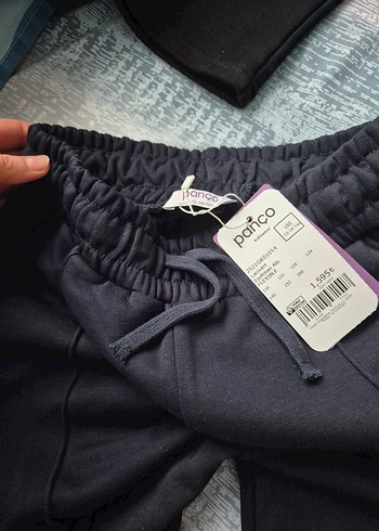 Kadın Lacivert Klasik Kesim Pilili Kumaş Pantolon - Görsel 4