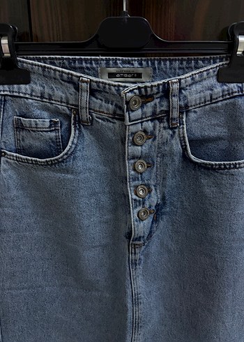 Düğmeli Mavi Midi Denim Etek - Görsel 2