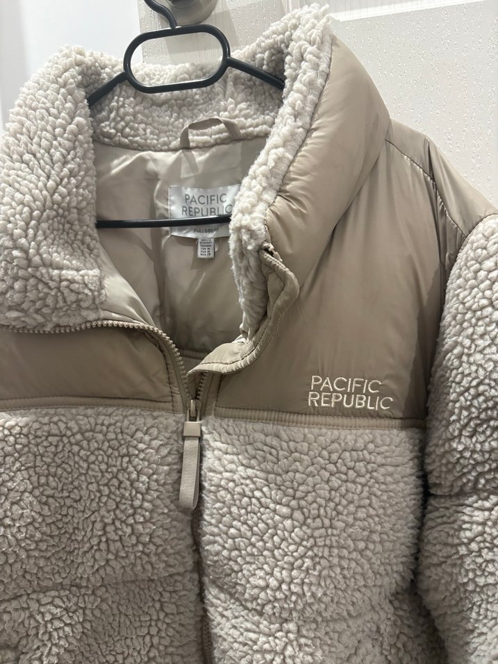 Gri Peluş Detaylı Kadın Kışlık Ceket - Görsel 3