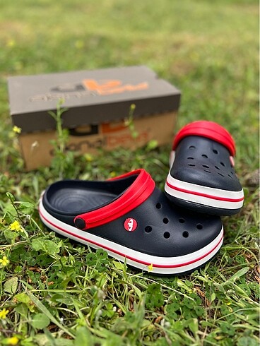 Akınal Crocs