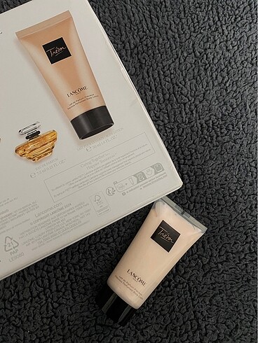  Beden lancome tresor vücut losyonu