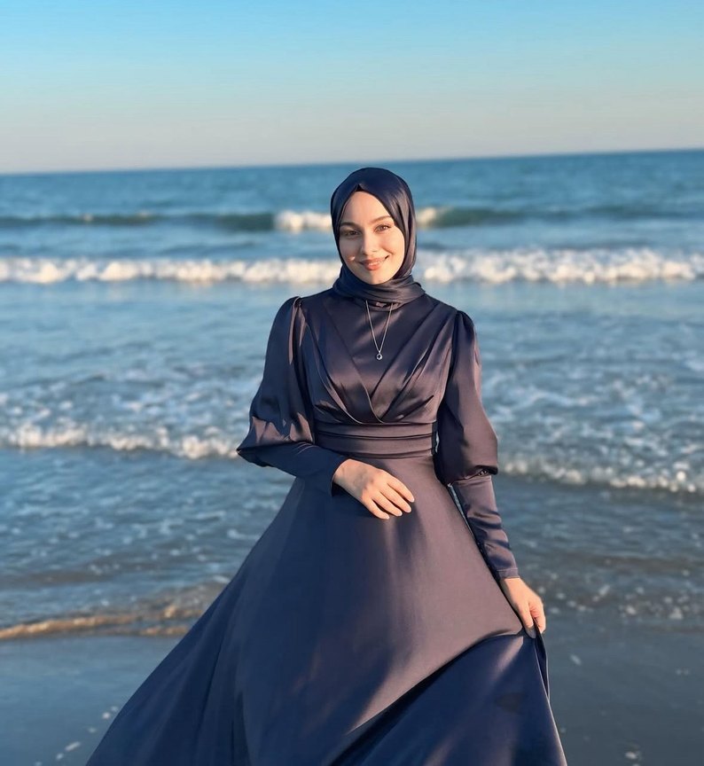 Uzun Kollu Siyah Gotik Kadın Abiye - Görsel 2