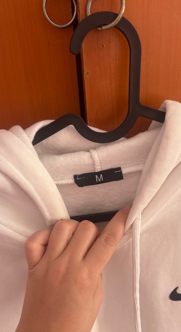 Beyaz Kapüşonlu Oversize Sweatshirt - Görsel 3