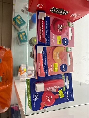 Nivea Nivea dudak nemlendiricisi