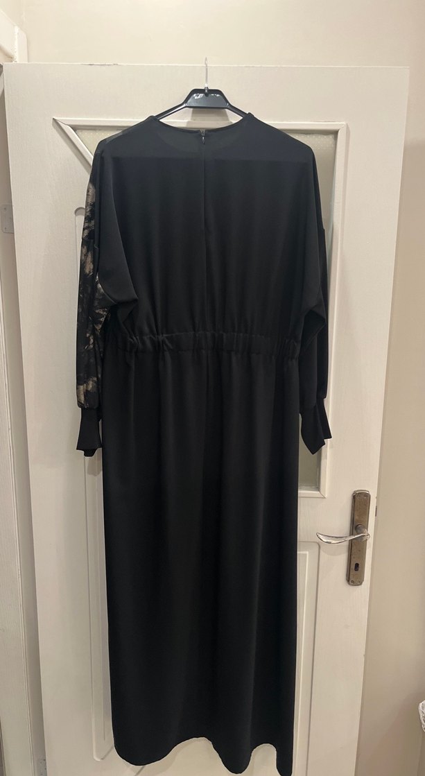 Uzun Siyah Bağlamalı Gotik Elbise - Görsel 4