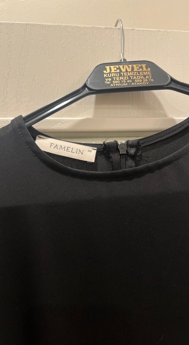 Uzun Siyah Bağlamalı Gotik Elbise - Görsel 3