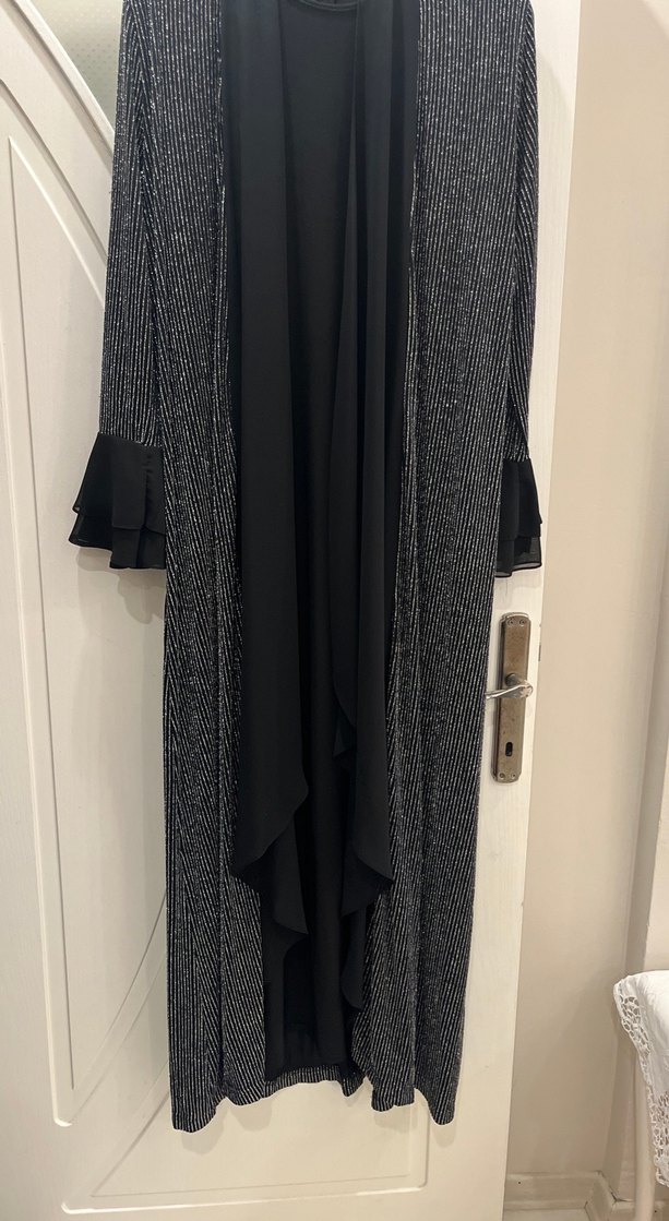 Gri Uzun Kollu Pilili Uzun Elbise - Görsel 2