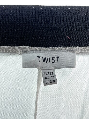 38 Beden beyaz Renk Twist Kumaş Pantolon %70 İndirimli.