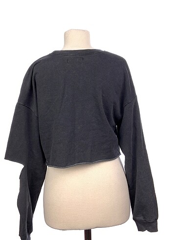 s Beden Bershka Sweatshirt %70 İndirimli.