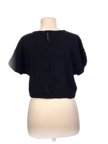 38 Beden Quzu T-shirt %70 İndirimli.