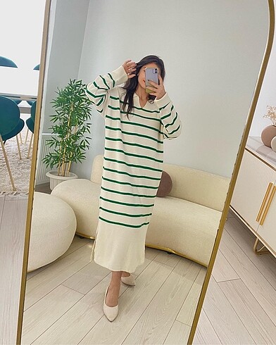 Polo Yaka Oversize Çizgili Elbise. Krem - Yeşil