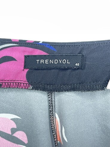 40 Beden çeşitli Renk Trendyol & Milla Kumaş Pantolon %70 İndirimli.